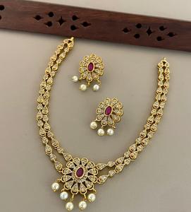 Ensemble de collier et de boucles d'oreilles de qualité supérieure, plaqué or, avec pierres, pour mariage, collection de vêtements traditionnels pour femmes - Product Image 2