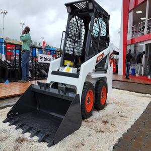 Bobcat S70 Mini Minicargadora con componentes de núcleo Mejor precio Bomba Caja de cambios Cojinete Incluido Retroexcavadora Tipo de cargador para la venta - Product Image 6