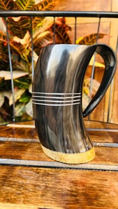 Tasse Viking traditionnelle, authentique inspiration médiévale, 50 oz, cadeau pour votre ami et votre père. - Product Image 4