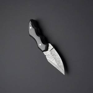 Lame en acier damas faite à la main personnalisée manche en Micarta couteau de camping Skinner couteaux de chasse en plein air personnalisés. - Product Image 3