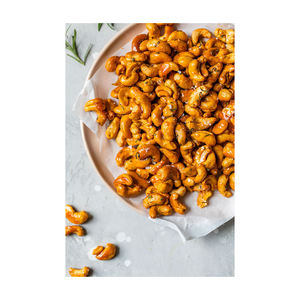 Noix de cajou en vrac disponibles avec un goût premium et une texture lisse - Product Image 5