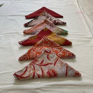 Serviettes Kantha assorties en coton pour table à manger, lot de serviettes en gros, serviette de table réutilisable assortie - Product Image 1