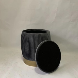 Puf Creativo, Otomana Moderna de Terciopelo y Madera, Diseño Cómodo para Descansar los Pies, para Sala de Estar, Dormitorio, Decoración de Bodas - Product Image 4