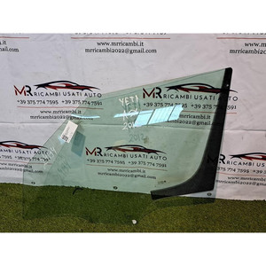 กระจกหน้ารถด้านซ้ายสโกด้า เยติ 1st Series 5 L0845021F CBZB (09>) - Product Image 1