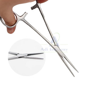 Forceps chirurgicaux manuels en acier inoxydable de fabrication pakistanaise - Prix abordable, utilisation en chirurgie générale, qualité A+ - Product Image 1