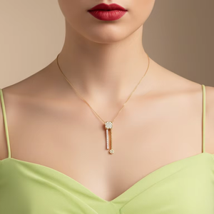 Collier pendentif trèfle à quatre feuilles en or blanc 14 carats et diamants de luxe pour femme – Bijoux de créateur tendance - Product Image 5