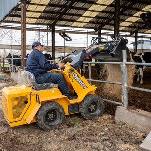 Chargeuse compacte sur roues homologuée EPA pour usage agricole, avec godet à <span class=keywords><strong>fumier</strong></span> et fonction de nettoyage complet du foin pour ranch - Product Image 3