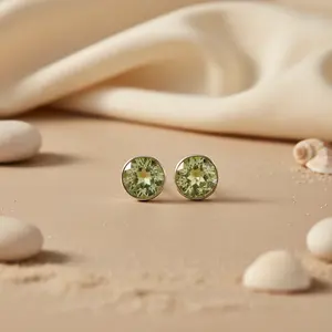 Boucles d'oreilles clous vintage tendance en argent 925 et or 14K/18K avec améthyste verte et boucles d'oreilles créoles en diamant en forme de cœur, cadeau pour femme - Product Image 1