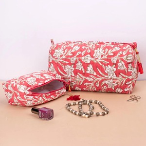 Bloque de mano impreso rojo Vintage algodón ecológico para conjunto de bolsos | Bolsas de viaje resistentes al agua maquillaje acolchado indio - Product Image 1