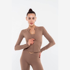 Vêtements de yoga confortables pour femmes, ensemble de yoga pour l'entraînement, vêtements de sport, ensemble 3 pièces, leggings et soutien-gorge, ensemble de yoga personnalisé pour femmes - Product Image 6