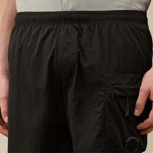 Pantalones cortos de baño suaves y duraderos para hombre, traje de baño cómodo disponible en varios tamaños y colores - Product Image 6