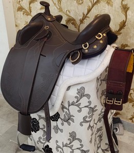 Collection de selles occidentales robustes en cuir véritable de stock indien excellente finition - Product Image 1