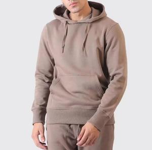 Trajes de chándal de invierno para hombre con logotipo personalizable, conjuntos elegantes transpirables ecológicos de talla grande hechos en fábrica con precios competitivos - Product Image 2