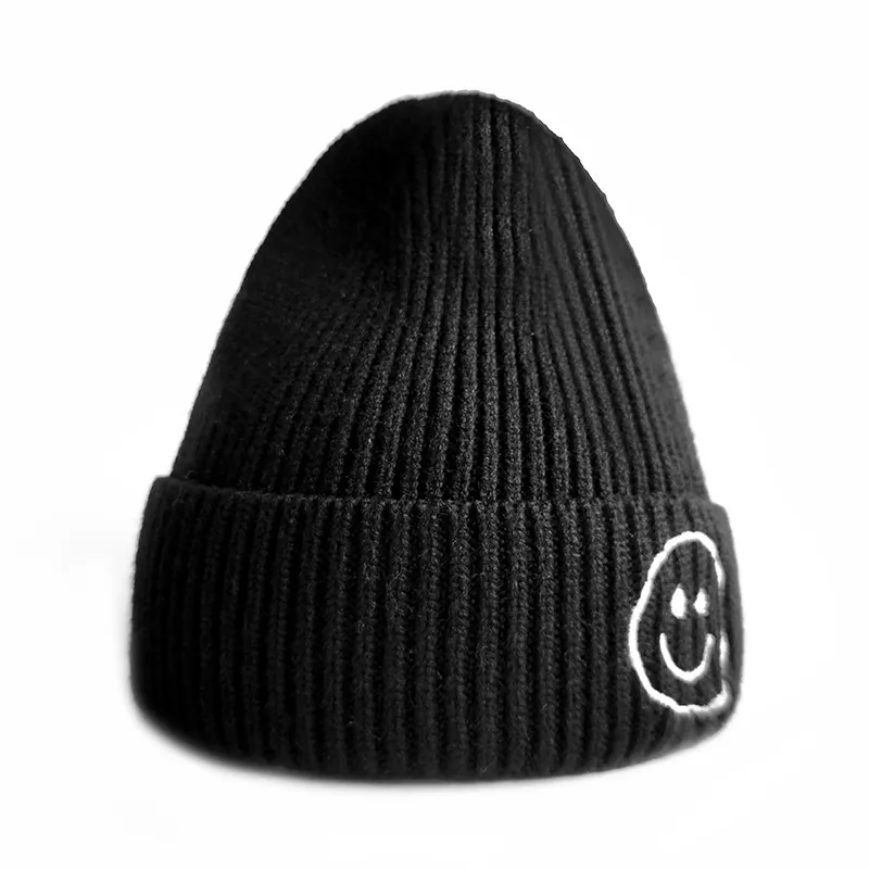 Gorro cálido con logotipo personalizado para mujer y hombre, gorro de esquí elástico suave de punto acrílico con bordado de corazón para invierno