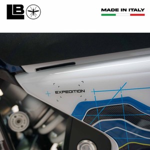 Adesivi 3D per Pannelli Laterali Moto Compatibili con Husqvarna Norden 901 2023, Accessori per Pannello Posteriore - Product Image 4