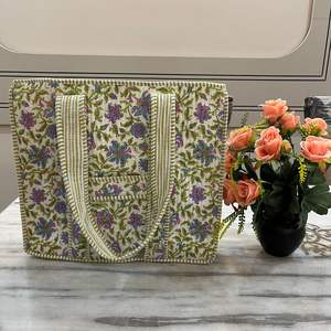 Sac à bandoulière pour femme en coton ethnique fait à la main, sac fourre-tout indien matelassé, sac fourre-tout tendance pour les courses - Product Image 6