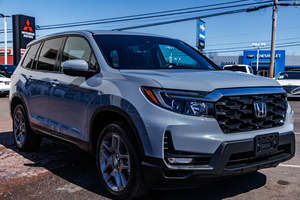 2022 Honda Passport Coche eléctrico perfectamente usado con asientos de cuero de dirección izquierda Cámara trasera de techo solar panorámico GMC Make - Product Image 3