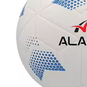 Balón de fútbol de cuero enlazado con calor de PU con logotipo personalizado de Alaay, Balón de entrenamiento de partidos oficiales con flechas blancas para jugadores de fútbol - Product Image 5