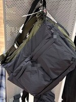 Sac à bandoulière haut de gamme pour femmes, nouveau style, sac à bandoulière polyvalent pour tous les jours, sac de luxe léger, sac fourre-tout de grande capacité