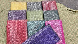 Tissu de brocart de haute qualité pour robe de mode de luxe et rembourrage de mariage couleurs vibrantes personnalisé en gros fabriqué en Inde 100% - Product Image 4