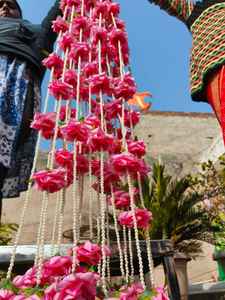 Guirnaldas de rosas y perlas hechas a mano, hermosas guirnaldas para fiestas y eventos, decoración de festivales, decoración de bodas, envío gratis - Product Image 5