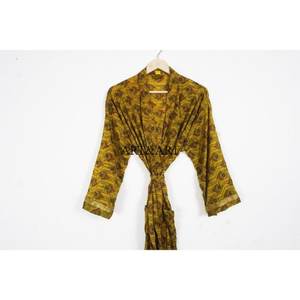 Kimono Elegante Estilo Occidental, Bata Envolvente con Patrones Étnicos Vibrantes, Cinturón, Largo, Decoración de Encaje, 100% Seda, Suave, Casual, Semi-Formal - Product Image 2