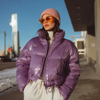 Blouson d'hiver court en tricot matelassé pour femme, col montant, design effet bulle brillant, coupe-vent, respirant, couleur personnalisable, haute qualité