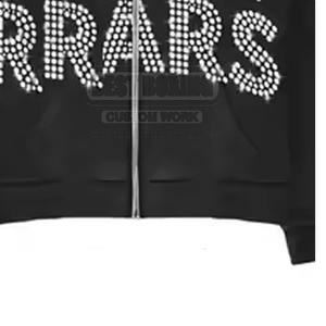 Survêtement en strass Vêtements décontractés OEM Fabriqués à la mode Survêtement en strass pour hommes En stock - Product Image 4