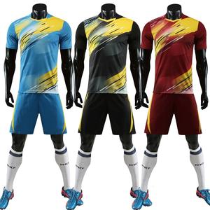 Impression par sublimation, logo personnalisé, vente chaude, vêtements de sport unisexes, maillots de football, shorts, uniformes d'équipe, couleurs et tailles personnalisées - Product Image 1
