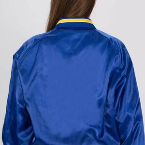 Chaqueta de bombardero de satén personalizada de alta calidad Chaqueta de poliéster de invierno para hombres y mujeres Chaqueta universitaria de satén de béisbol - Product Image 5