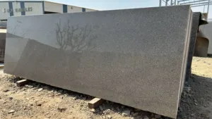 Carreau de dalle de granit brun baie de haute qualité poli pour la décoration de salon de cuisine moderne grande conception graphique de source indienne - Product Image 2