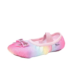 Chaussures de danse de ballet Rainbow Sparkle, ballerines souples en toile pour filles, avec sangle élastique, légères et flexibles, pour la pratique de la danse - Product Image 3