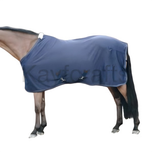 Lujosa alfombra cómoda de lana con rendimiento de secado rápido - Product Image 1