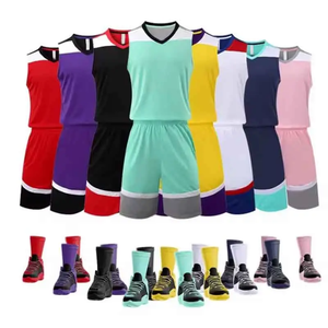 Tenues de basketball personnalisées, ensembles respirants à séchage rapide, sublimation intégrale, tailles plus grandes, vêtements d'équipe en gros, ensemble de maillots de basketball - Product Image 1