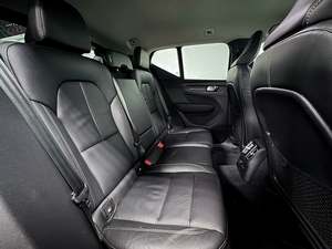 UTILISÉ LHD/RHD 2021 VOLVO XC40 1.5 T5 INSCRIPTION - Product Image 3