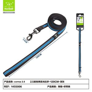 สายจูงสัตว์เลี้ยงสองสีพร้อมแถบสะท้อนแสงและหูจับสองอันที่สะดวกสบาย - Product Image 1