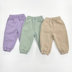 Completo Set Autunnale per Bambini: <span class=keywords><strong>Felpa</strong></span> in Maglia <span class=keywords><strong>con</strong></span> <span class=keywords><strong>Cerniera</strong></span> a Quarto e Pantaloni Coordinati in Pile Traspirante, Comodi per Ragazzi e Ragazze - Product Image 5