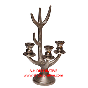 Dernier bougeoir pour la décoration de table Maison et jardin Pilier bougeoir fait main en aluminium brillant décoré pour le salon - Product Image 6