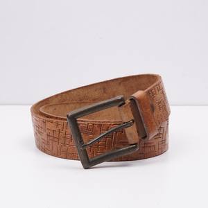 Cinturones de cuero genuino en relieve al por mayor cinturones de vestir texturizados formales para hombres y mujeres logotipo personalizado diseños de fábrica Premium OEM - Product Image 1