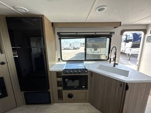 Nouveau 2026 F-o-r-e-s-t R-i-v-e-r Wildwood 260ICE - Product Image 5