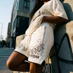 Shorts Bermuda en nylon lourd personnalisés pour femmes, logo en strass, streetwear, coupe régulière, taille haute, gym, sport, été, demi-pantalon - Product Image 5