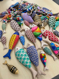 Charmant poisson en bois peint coloré du Vietnam-Poisson en bois de haute qualité disponible en vrac pour l'exportation vers la vente - Product Image 6