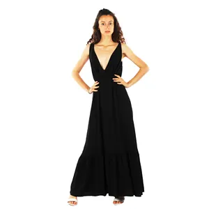 Gaun hitam tanpa lengan kerah V klasik gaya abadi dalam campuran Linen Viscose sempurna untuk acara elegan ukuran medium