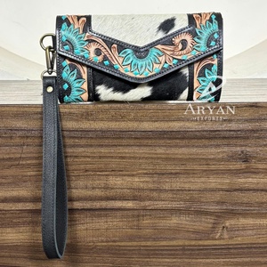 Nouvelle pochette en cuir de vachette western à motifs, sac à main pour femme, sac à main de soirée, mini pochette tendance, pochette de créateur - Product Image 1