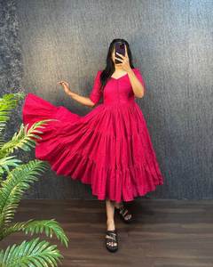 Robe mi-longue évasée et à volants pour femme Unity Luxure, en tissu dobby de coton doux de qualité supérieure - Product Image 2