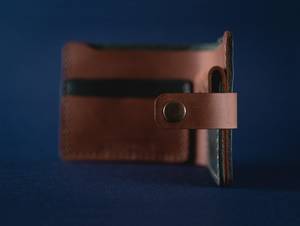Stylish Genuine Leather <b>Wallet</b> with Button Closure and Cotton Lining for <b>Secure</b> Storage - Product Image 2