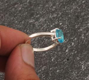 Bague Solitaire Classique Bohème Faite à la Main en Argent Sterling 925 avec Pierre Précieuse Taillée Brillant Sertie en Bezel, Unisexe, pour Mariage - Product Image 4