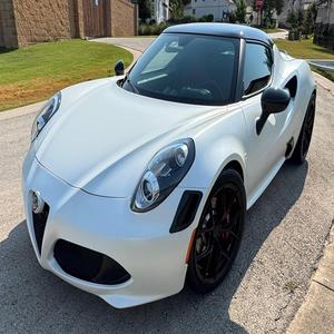 EN EXCELENTES CONDICIONES, ALFA ROMEO 4C 2018, MOTOR V6, TRANSMISIÓN AUTOMÁTICA - Product Image 1