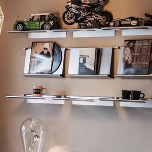 Estante de Pared de Acero Inoxidable de una Pieza, Estante de Exhibición Cuadrado <span class=keywords><strong>para</strong></span> Esquina de Café, Multicapa, Moderno y Duradero - Product Image 1