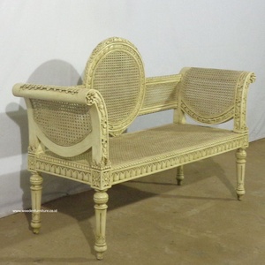 โซฟาหวายโบราณแบบจำลอง เก้าอี้ยาวคลาสสิกสไตล์ฝรั่งเศส เก้าอี้ไม้หวายสองที่นั่ง แกะสลักสำหรับเฟอร์นิเจอร์บ้านสไตล์ยุโรป - Product Image 3